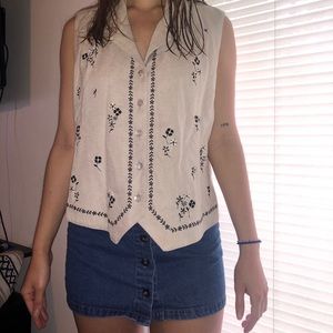 Vintage Flower Button Tank